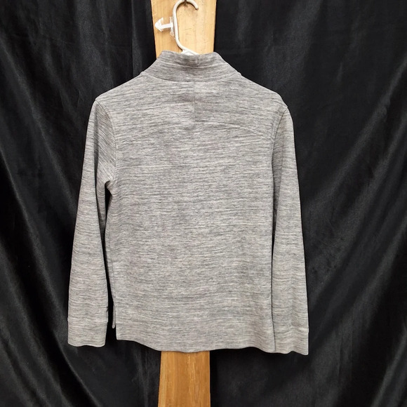 Women's grey size small in motion pull over sweater  with out hood - Picture 7 of 10